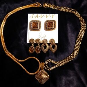 SAVVY/OTHER 1 PENDANT & 2 NECKLACE & 3 EARRINGS JEWELRY BUNDLE SET